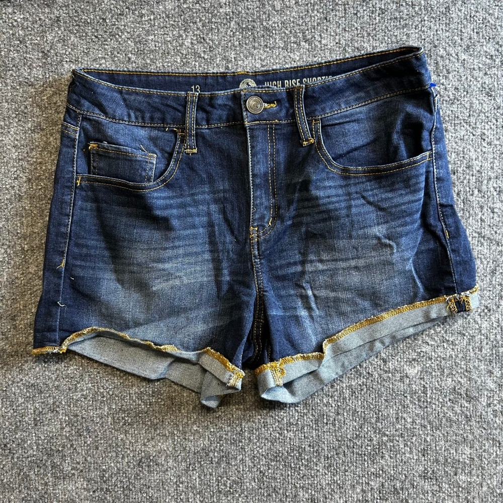 SO Denim Shorts Womens Size 13 Dark Wash High Rise Shortie Cuffed Hem Casual